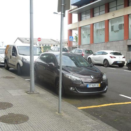 Borges Pimentel Apartment Ponta Delgada المظهر الخارجي الصورة